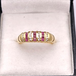 Vintage half eternity ruby and diamond 18K gold ring