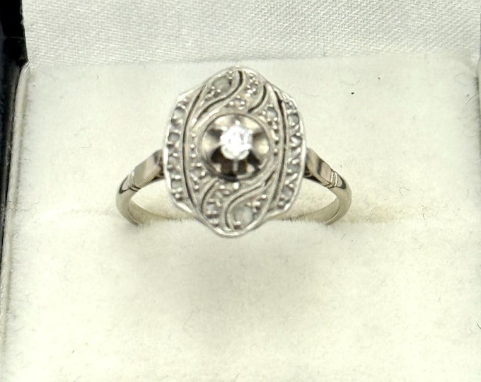 French antique 18K gold and platinum ring with diamonds