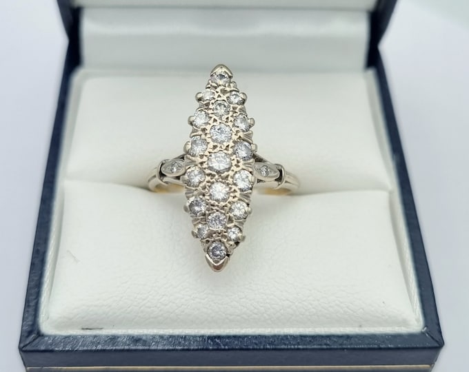 French vintage 18K gold marquise diamond ring