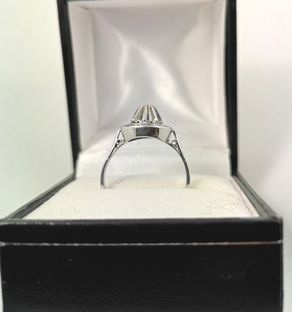 Vintage French 18K gold diamond solitaire ring Ca… - image 4