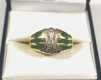 Vintage 18K gold emerald and diamond Cartier style ring Ca 1980