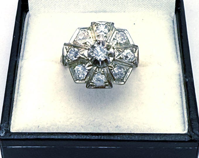 French Art Deco 18K gold and platinum ring with diamonds