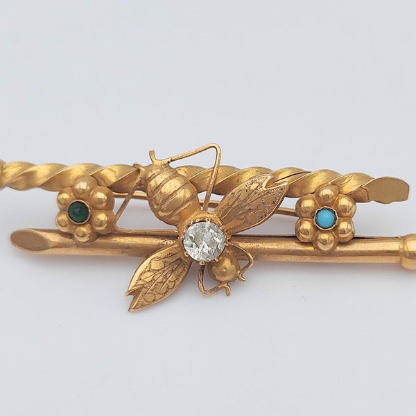 Antique 18K gold bug brooch with diamond Ca 1910