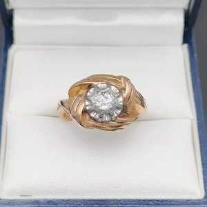 Art Deco 18K gold and platinum diamond ring