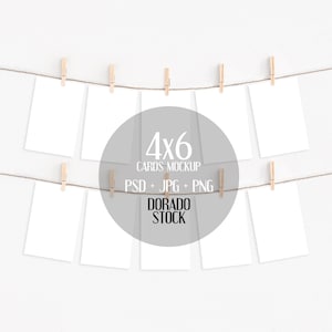 Maqueta de juego de cartas 4x6 con pinzas para la ropa.