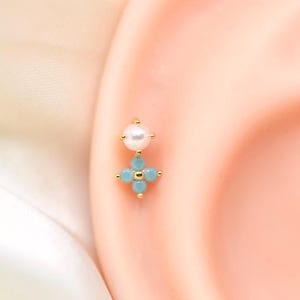 Elegante Blume Perle Knorpel Ohrstecker Schmuck Helix Muschel Mondstein 16g Bolzen zierlich Piercing Minimalist Tragus Labret flache Rückseite Turke
