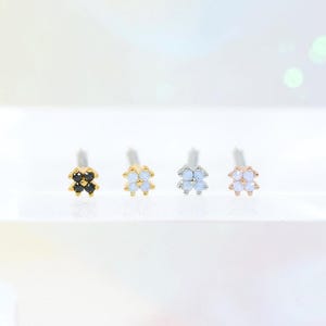 Tiny Flower Clover Stud Earring Leaves Tragus Helix Conch Cartilage Piercing Rook Flat back gift dainty minimalist 16g jewelry titanium