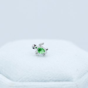 Cute Green Turtle Stud Earrings Piercing Helix Cartilage Daith Conch Earring Bow earring