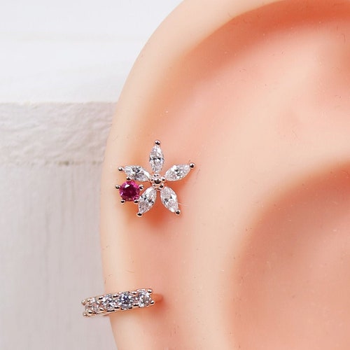 16G Flower Stud Earrings Cartilage Helix Conch Tragus Piercing Etsy