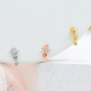 Pendiente de cartílago con colgante de estrella pequeña, joyería para trago, pendiente de hélice, pequeño pendiente de caracola, regalo de 16 g, piercing delicado minimalista con parte trasera plana pequeña