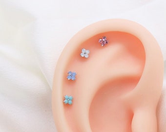 Tiny Flower Titanium Cartilage Piercing Earring 16G 20G — Helix Tragus Conch Rook Stud