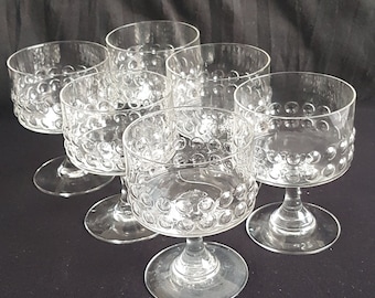 リーヒメーン・ラシ用ナニー・スティル・レッド・アポロ・ランプ。北欧