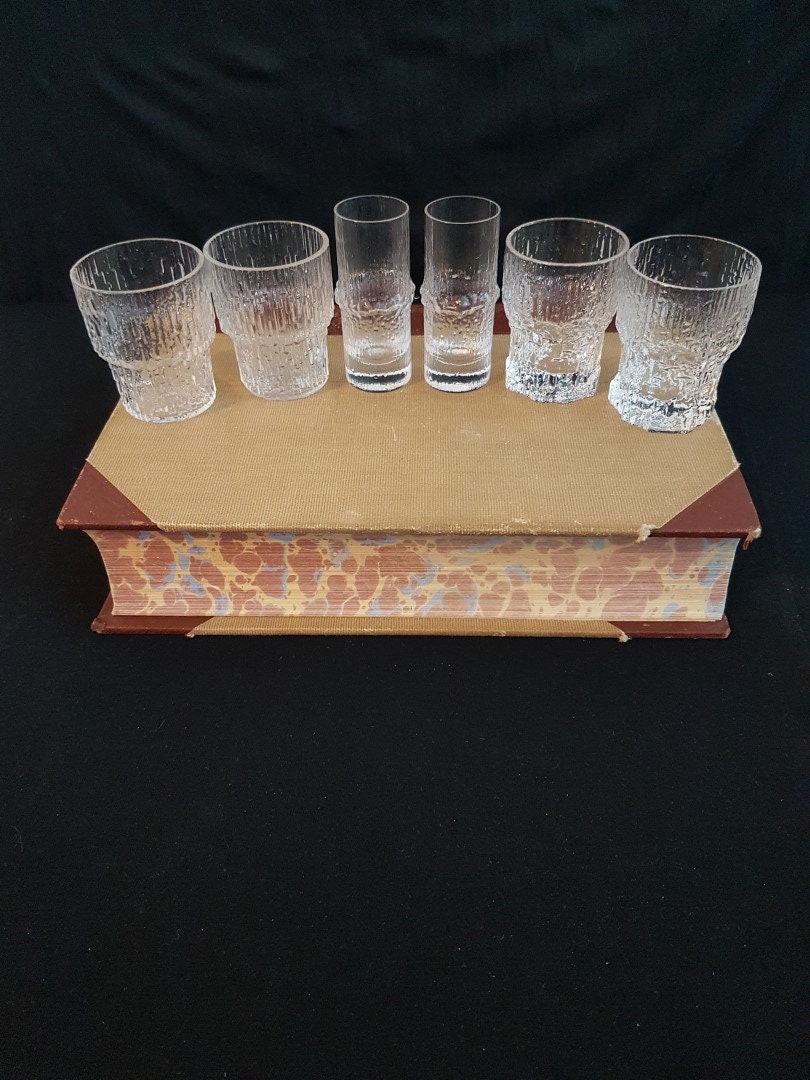 WIRKKALA の三つ子のダブレット / Paadar、Niva、Aslak / ショット