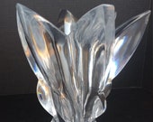 Rare Lalique Crystal vase Everest design, Circa 1950 1960