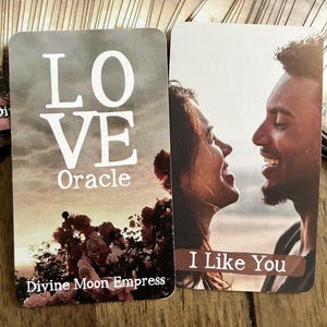 Baraja del Oráculo del AMOR: 90 cartas estéticas del tamaño de un tarot para lecturas de romance, sentimientos y relaciones