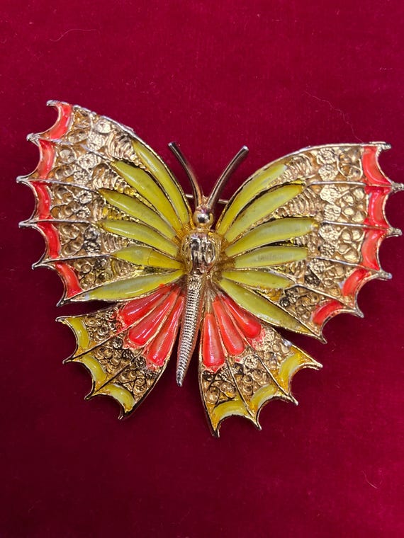 Precious Vintage stamped ART (Arther Pepper ) Butterfly brooch