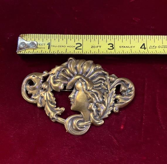 Large Vintage Art Nouveau Stamped Brass Brooch View 5