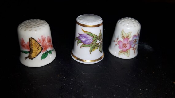 Butterfly Wildlife Nature Vintage china thimble