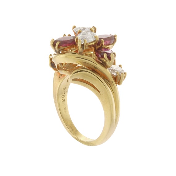 Dazzling Vintage Diamond and Ruby Cluster Ring in… - image 5