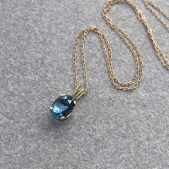 Gorgeous Steel Blue Natural Sapphire and 14k Gold… - image 4