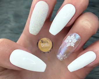 Snowflake Press on Nails | Snowflake Nails | REUSABLE Press on Nails | Snow Flake Nails | Fake Nails | False Nails | Glue On Nails