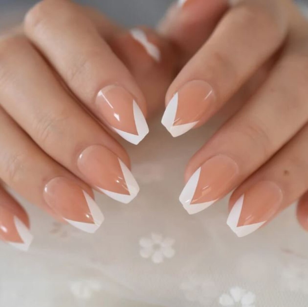 24 Pcs White V Shape Tip Press on Nail / Short Nail / Glue on - Etsy 24 Pcs White V Shape Tip Press on Nail / Short Nail / Glue on - Etsy