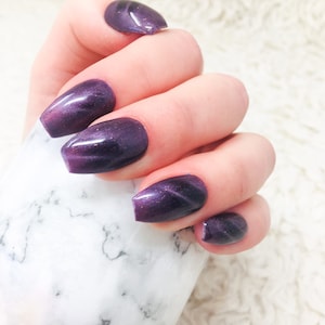 Purple Press on Nails | Cat Eye | Fake Nails | False Nails | Glue On Nails | Cat Eye Nails | Short Press on Nails