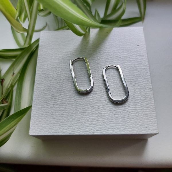Eenvoudige minimalistische oorbellen, sterling zilver 925