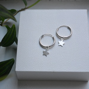Ster hoepels, 925 Sterling, Zilveren Ster, Gift For Her, Hoepel, Minimalistische, delicate ster hoepel, Galaxy oorbel, creol oorbel