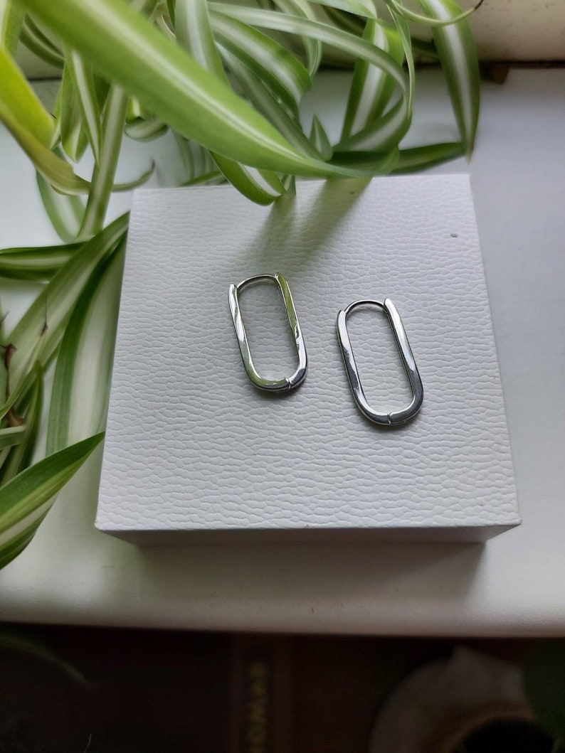 Eenvoudige minimalistische oorbellen, sterling zilver 925 image 1