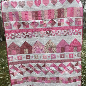 Little Pink Houses - a row quilt
