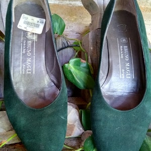 Bruno Magli M Suede flats in Hunter Green sz 6B