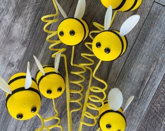 Bee Spray, Bumble Bee, Spring Spray, Summer Spray, Floral Spray, Floral Pick, Spring Pick, Summer Pick, 29”