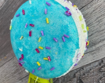 Macaroon, Macaroon Pick, sweets, Candy, Pick, Stem, Floral, 3.5” Diameter x 13” Long