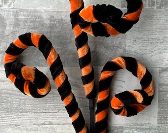 Halloween Stripe Swirl Spray: Black & Orange Curly Decor, 29"