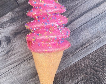 Ice Cream Cone, Ice Cream Cone Pick, Ice Cream Cone Spray, Pink with Sprinkles