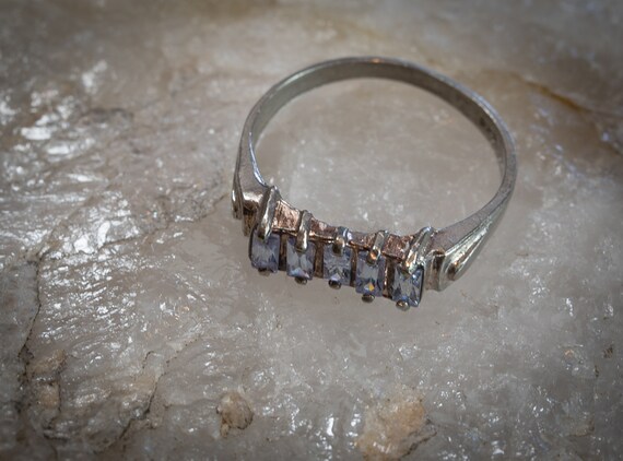 Antique 925 Solid Sterling Silver Ring with a Row… - image 3