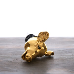 Gold Pig Wine & Whiskey Pourer