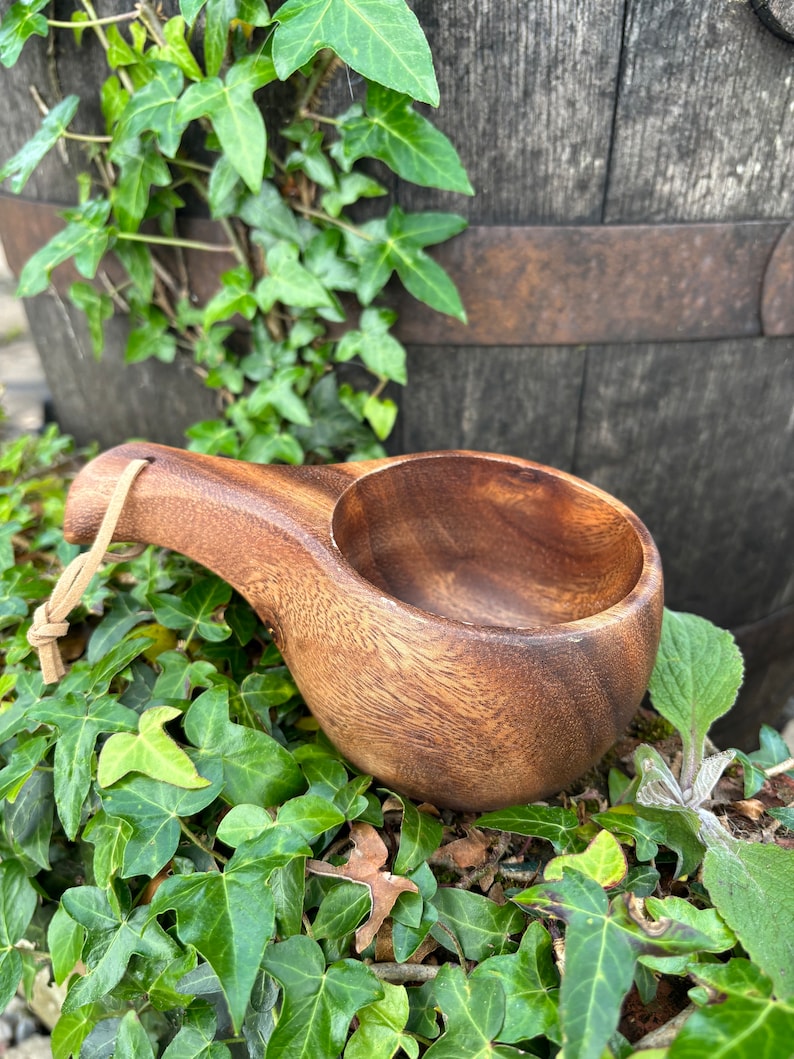 Kuksa, Taza nórdica de madera tallada imagen 7