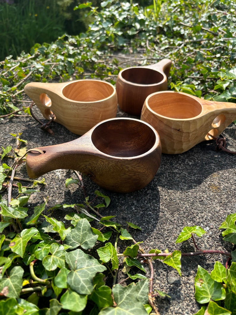 Kuksa, Taza nórdica de madera tallada imagen 2