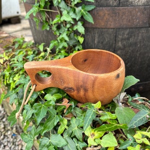 Kuksa, Taza nórdica de madera tallada imagen 3