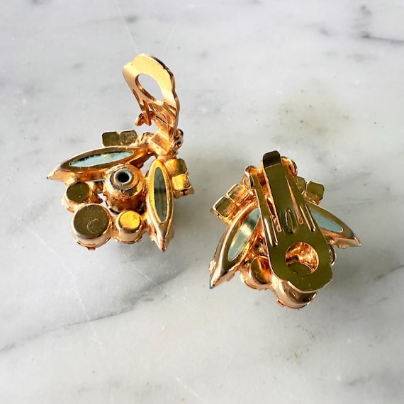 Boucles d'oreilles fantaisie en plastique