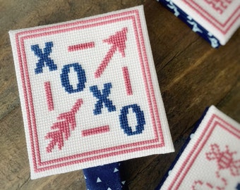 XOXO Valentine's Day Cross Stitch Pattern, Mini Ornament, Instant Download PDF Chart