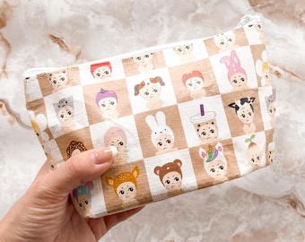 Grumpy Angels Checkered Pouch - Brown