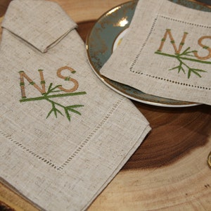Bamboo Wedding Napkins, 2 letter Monogram, embroidered napkins, gift set, dinner napkins, cocktail napkins