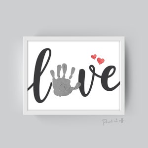 LIEFDE / Handafdruk voetafdruk knutselkunst / Hart liefde Valentijnsdag / DIY baby kinderkaart / Decor kinderkamer herinnering aandenken / Print het uit 0386