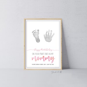 Mamá 1er Día de la Madre Mamá / Huella de mano Huella de pies Arte manualidad / Niños Bebé Niño pequeño / Tarjeta de recuerdo DIY / Imprima 0850