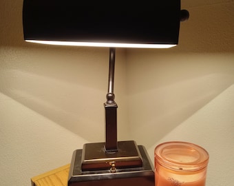 Vintage industrial style metal Bankers lamp electric plug in desk lamp office work light