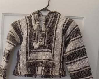 Sudadera Baja vintage para niños — Suéter de rayas tejidas — Suéter estilo surf bohemio