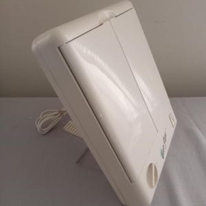 Vintage lighted makeup illuminating mirror vanity table stand vanity mirror Vintage vanity mirror 3 way make up mirror Euro style brand